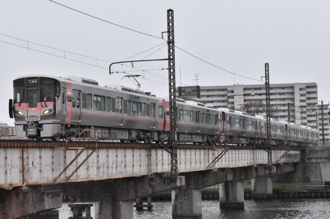 試8221227系URARA R6、7、8編成URARAがまた出てきましたよー雨の中撮影ご苦労様でした。#227系#UR