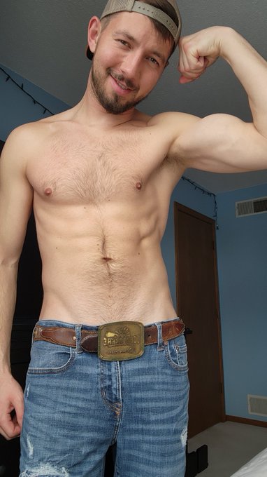 You like country boys? 🤠😜 Check out all my latest hot and sexy vids on my onlyfans! Alllllll sorts of<a href="/tag/muscles"class="tags"><span>#muscles</span></a><a href="/tag/abs"class="tags"><span>#abs</span></a><a href="/tag/sex"class="tags"><span>#sex</span></a><a href="/tag/camo"class="tags"><span>#camo</span></a><a href="/tag/country"class="tags"><span>#country</span></a><a href="/tag/horny"class="tags"><span>#horny</span></a><a href="/tag/belt"class="tags"><span>#belt</span></a>
