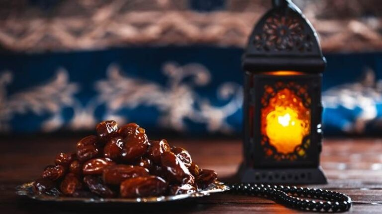 Shaukat001986's tweet photo. اللہ تعالیٰ اس رمضان مبارک میں ہم سب پر اپنی رحمتوں کا نزول فرمائے۔  
#RamdanMubarak https://t.co/dhZmASK1cf