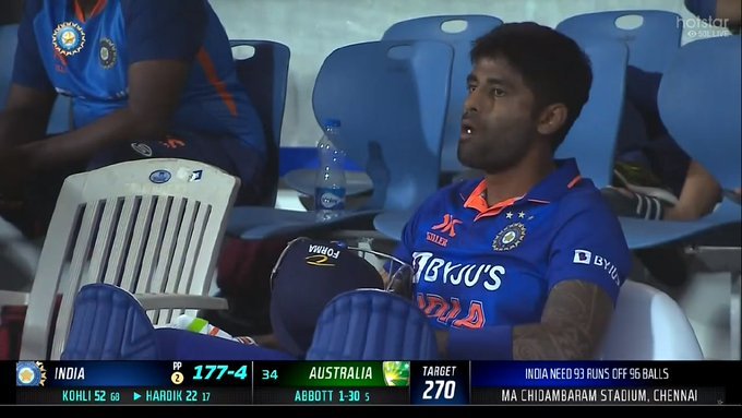 mediawala_atul's tweet image. Surya Kumar Yadav...💔🤐
3- ducks
6- chewing gums chewed
0- runs scored
#INDvsAUS3rdodi #suryakumar #TeamIndia
