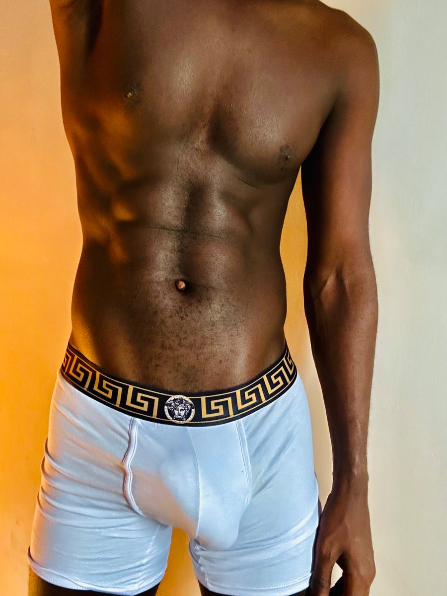 Zackpaul24's tweet photo. Well prepared for my onlyfans 💪💪🍆 https://t.co/L0bVusq3f8