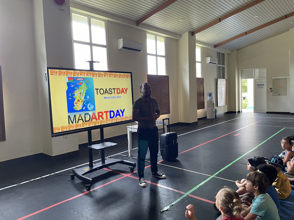 AmbatovyIS's tweet photo. Happening Now: T.O.A.S.T. Day. In preparation for International Day we will spend the day learning about Madagascar through art, dancing and culture. #issedu #intled #thecgcproject #Ambatovyiseducation #Madagascar @ISSCommunity https://t.co/obyiKcINqD
