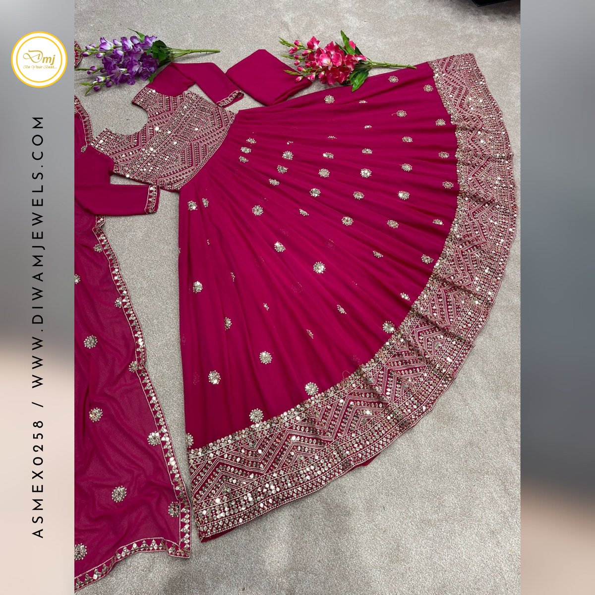 diwamhandicraft's tweet photo. Embroidery Sequence Work gown
@diwamjewels
#dmj #ADOO #dresses #style #bride #gowns #bridal #weddinggown #couture #designer #lehenga #fashionista #gown #partywear #fashiondesigner #eveninggown #fashionstyle #eveningdress #fashionblogger #fashion #dress #wedding #weddingdress https://t.co/e56YwQOAGk