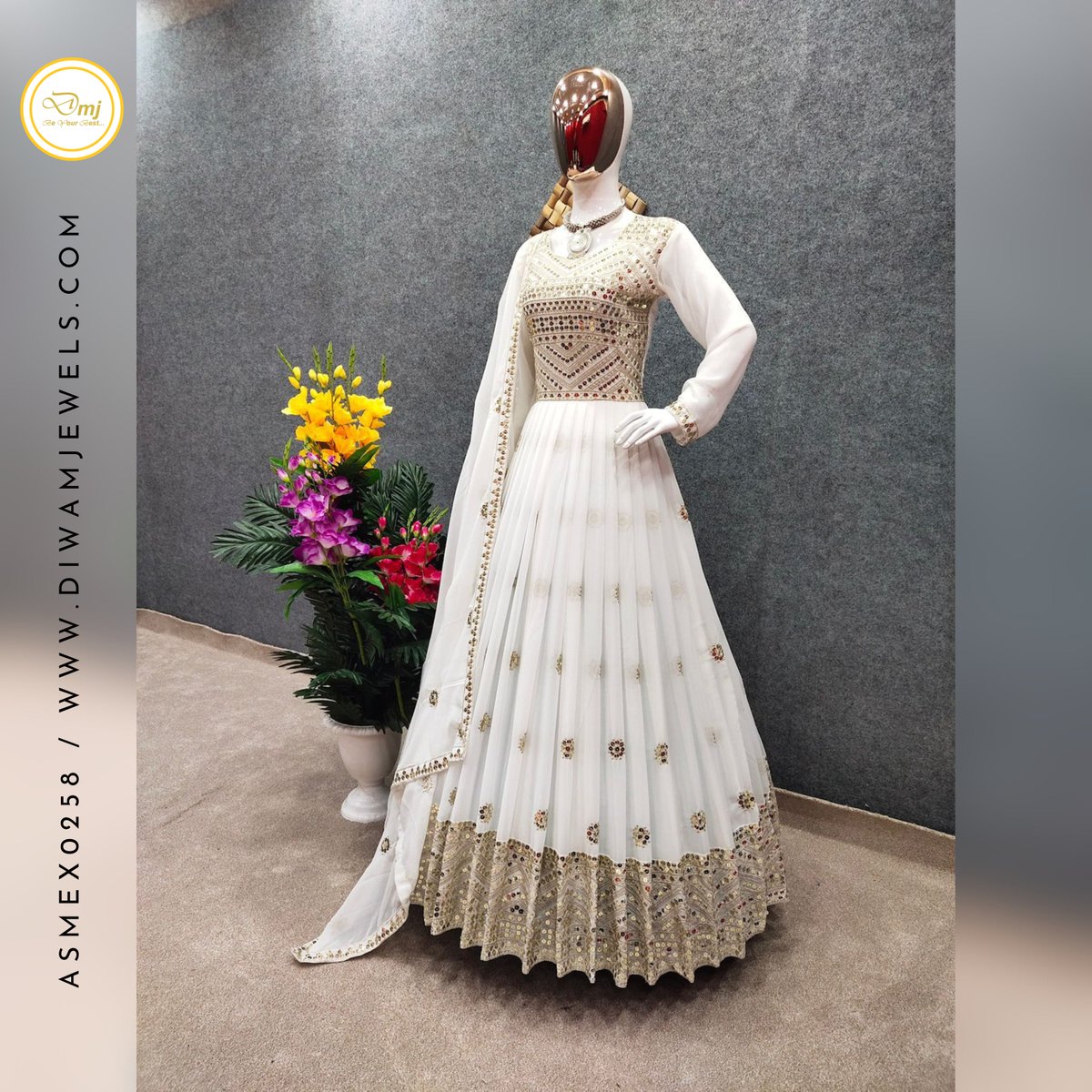 diwamhandicraft's tweet photo. Embroidery Sequence Work gown
@diwamjewels
#dmj #ADOO #dresses #style #bride #gowns #bridal #weddinggown #couture #designer #lehenga #fashionista #gown #partywear #fashiondesigner #eveninggown #fashionstyle #eveningdress #fashionblogger #fashion #dress #wedding #weddingdress https://t.co/e56YwQOAGk