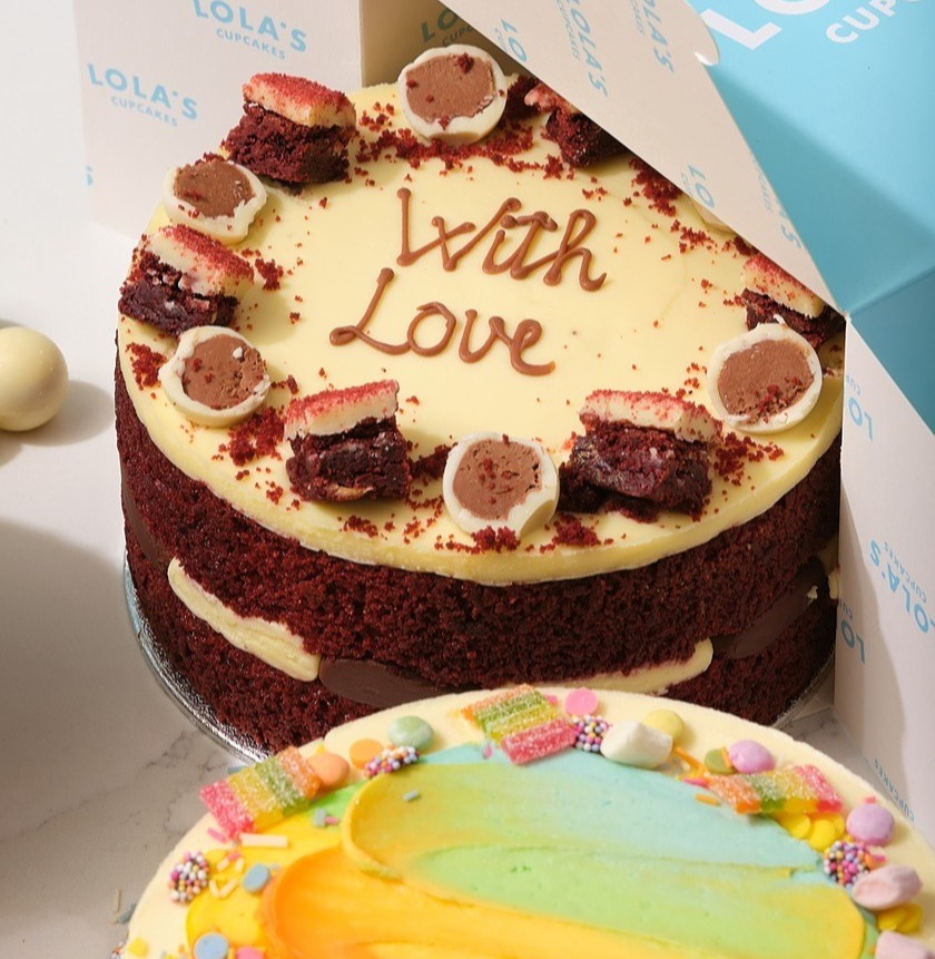 Liverpool? Manchester? Norfolk? Yep, we can send a cake there! 🚚 Check out our range of cakes which can be delivered all across the UK, with flavours including Red Velvet, Cookies & Cream and Vegan Caramel Biscuit.