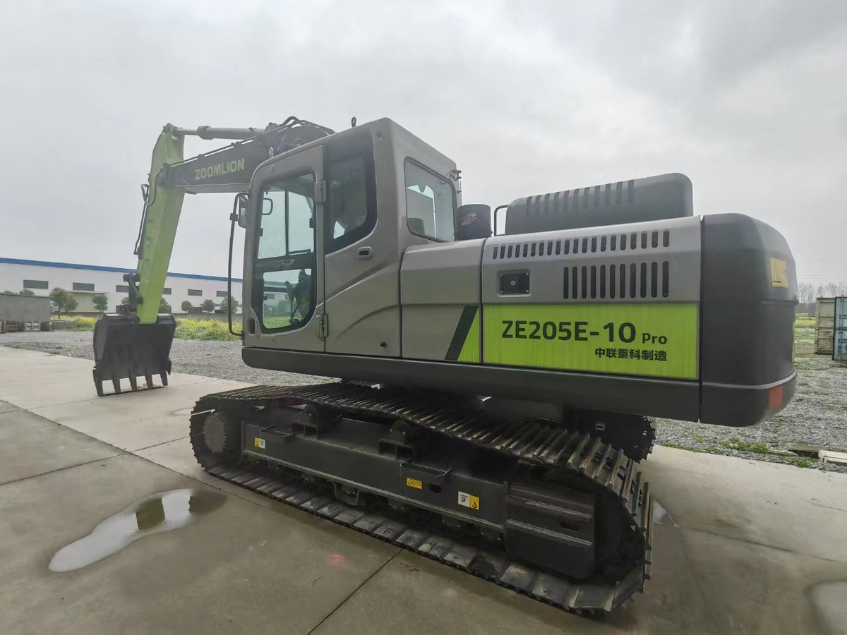 Zoomlion 21.5t crawler excavator is in stock now, welcome to inquire~
Whatsapp/Wechat/Phone: +86 17865326096
#zoomlion,#excavator,#maxizm,#earthmovingmachinery