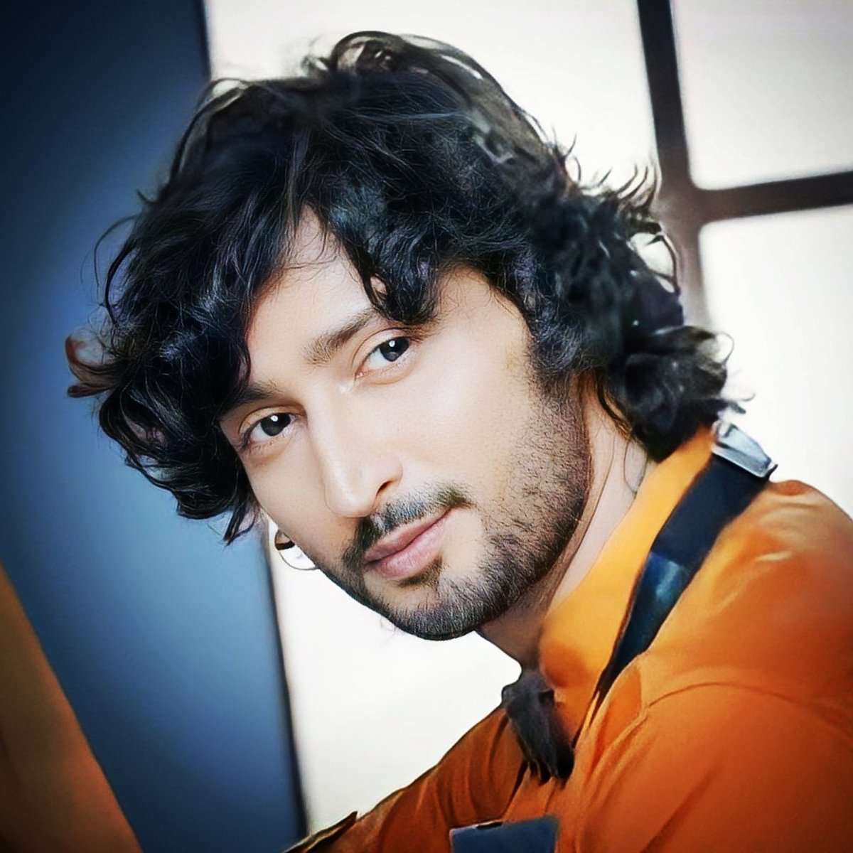 Priyasb05's tweet photo. @kunalkkapoor 🤍🤍
#KunalKaranKapoor #ZiddiDilMaaneNa https://t.co/XSFRPNQaBN