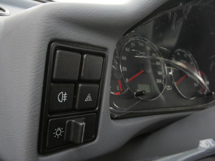 Zastava 101 in <a href="/Autoklub/">Auto klub Portal</a> magazine, published  on 15th of April 2008.

We will publish photos daily.

Link to the original Article: jutarnji.hr/naslovnica/na-…

#zastava101 #zastava128 #fiat128 #kragujevac #srbija #yugo #yugoslavia #jugoslavija #srbija #zastava1100 #zastava1100p