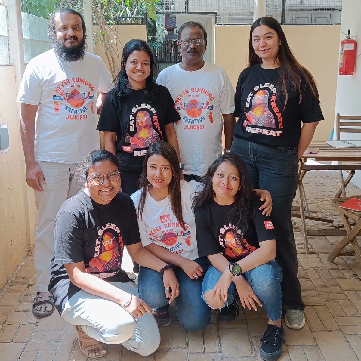 KREO_Design's tweet photo. Look at our #kreotors flaunting their new T-shirts! 

#merchandise #tshirt #design #kreodesignandinnovation #kreodiaries https://t.co/l0T0xKZOxL