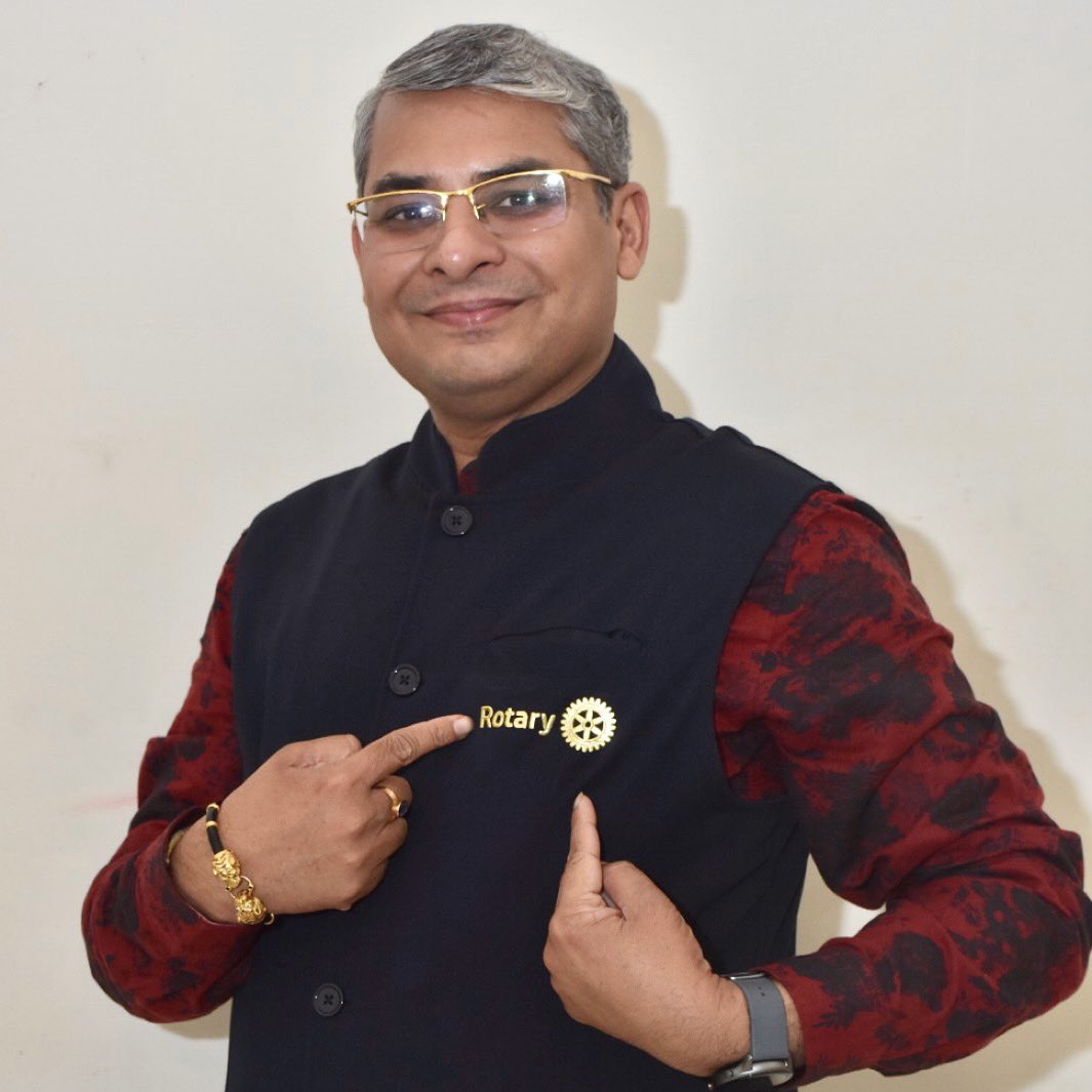 RtnNitin's tweet photo. सबसे संक्षिप्त उत्तर है करके दिखाना…!!!

#rotary #rotaryindia #rotarian #peopleofaction #rid3100 #ImagineRotary #ridistrict3100 #CivilLines #BeingRotarian #ILoveRotary #MajorDonor #PHS #PHF #RLI #RotaryLeadership #DGND #DistrictGovernor #RLI #RotaryLeadershipInstitute #RLISA https://t.co/5aSyRm9DJs