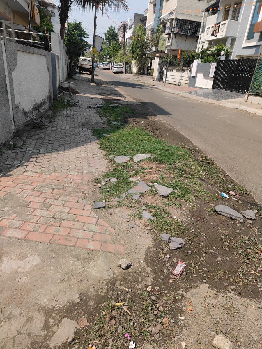 ShuklaParesh1's tweet photo. @ngpnmc i have been complaining about the broken footpath and dangerous broken rain water drainage lid from last one year every time I raised the complaint on the application they just close it without any action please help gandhinagar shukla bhawan https://t.co/BlYVkcESjN