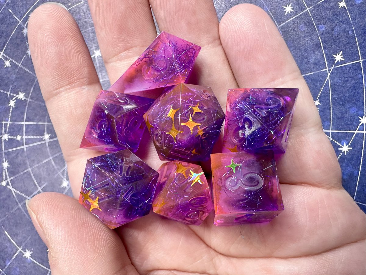 StardustShop_'s tweet photo. I want so badly to like these https://t.co/9VMhoU2olX