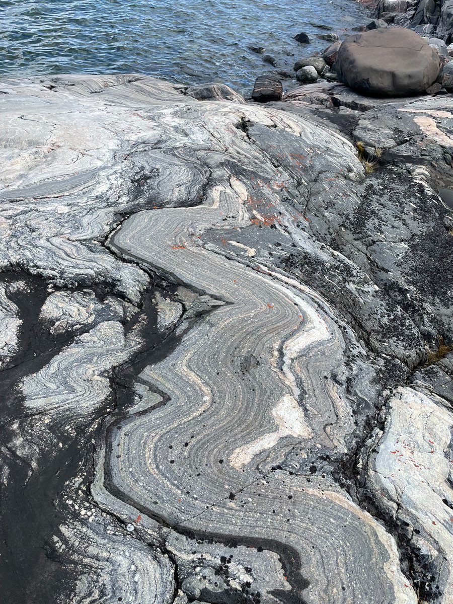 Introducing a new way to learn #geology with campGEO🌎we’re more than just a #podcast …

✅30+ hours of conversational audio
✅Original images, diagrams, and gifs
✅Tons of chapters and topics to learn

Free on mobile devices. Click the link and sign up!
cmpgeo.com/3FLnvro