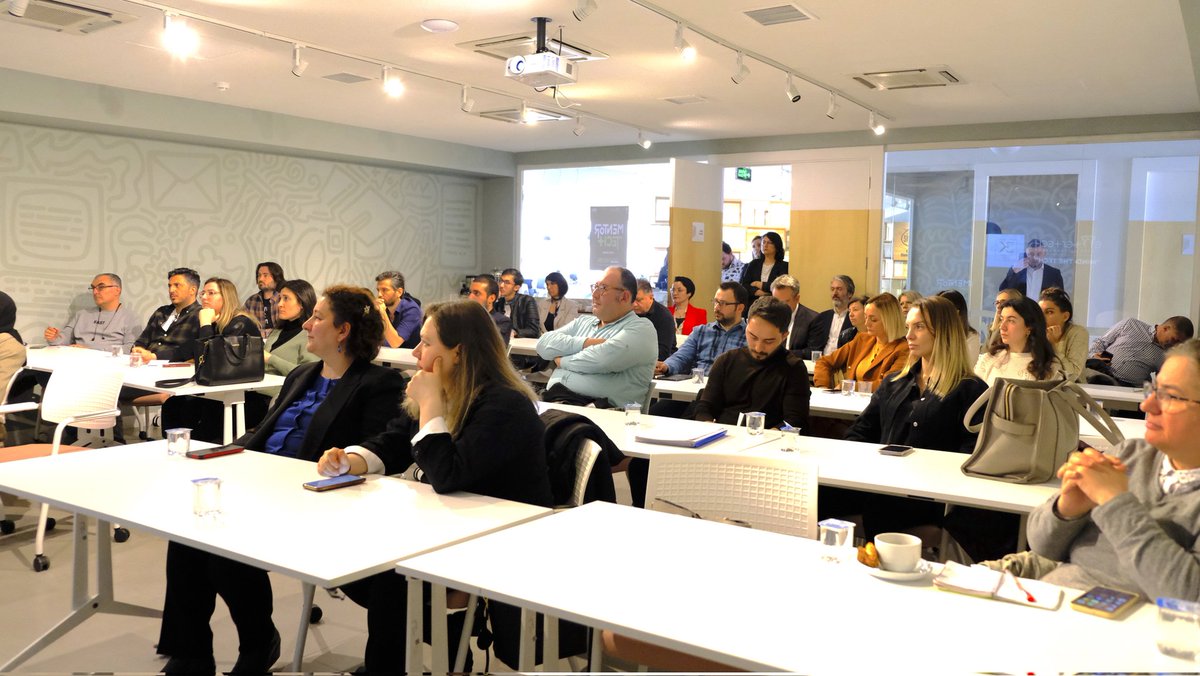 entertechtr's tweet photo. #ENTERTECH ve Erdem Kaya Patent iş birliğiyle hayata geçen #MENTORTECH Bursa Lansmanı gerçekleşti.
Programa kabul alan KOBİ’ler; ciro artışı, yurtdışına açılma ve pazar payını artırma hedefiyle 1500 saat ücretsiz mentorluk alacak! 🎯
Başvurmak için 👉🏻 https://t.co/FpcFeFCrv4 https://t.co/tP9BvvE4B7