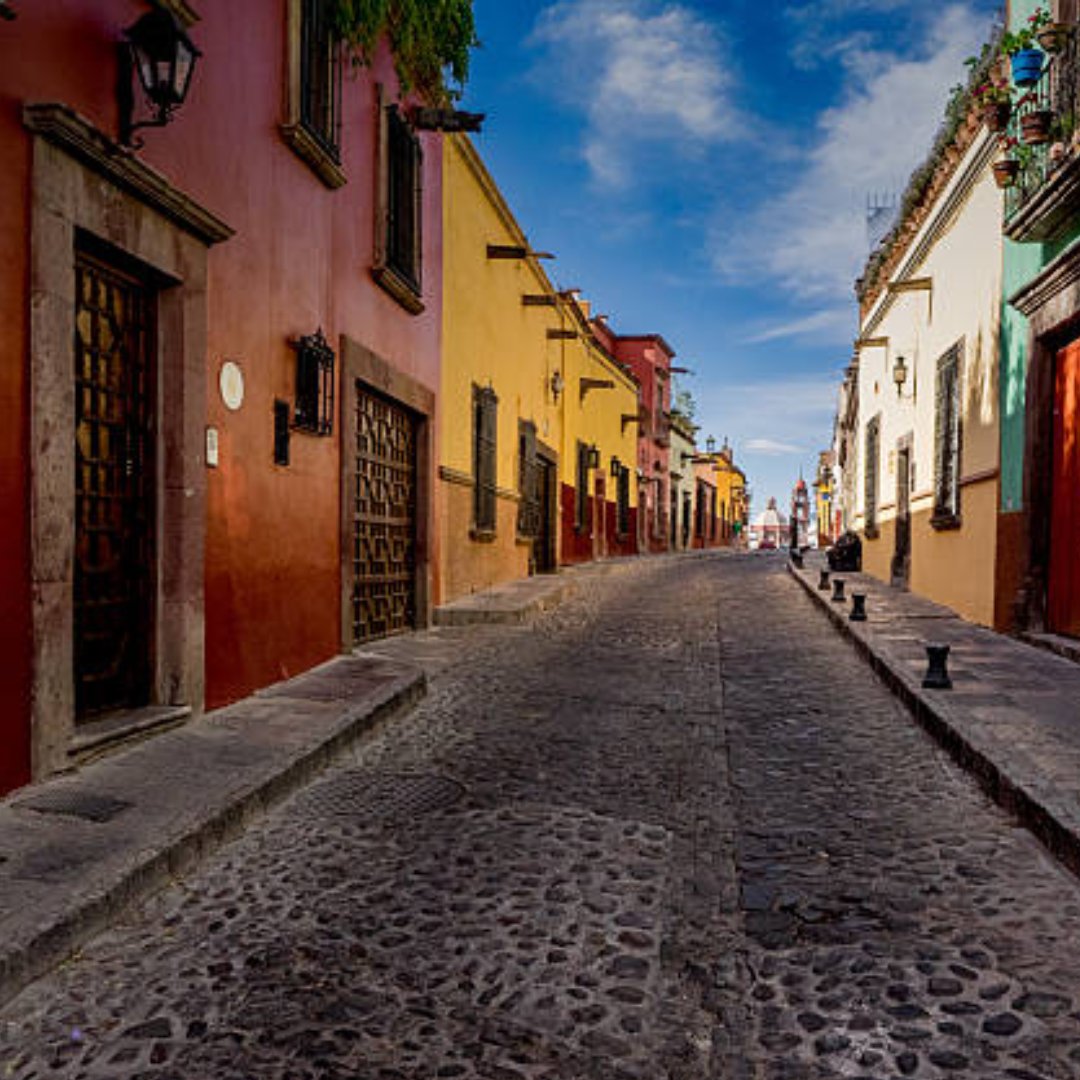 ZonaYatraTravel's tweet image. San Miguel de Allende, Guanajuato
San Miguel de Allende, Guanajuato, una de las ciudades más hermosas de México. Reconocida por su arquitectura barroca, su ambiente cultural y su bello centro histórico
#SanMiguelDeAllende  
#tipsdeviajes
#tumbagones
#xsiviajas
#zonayatratravel