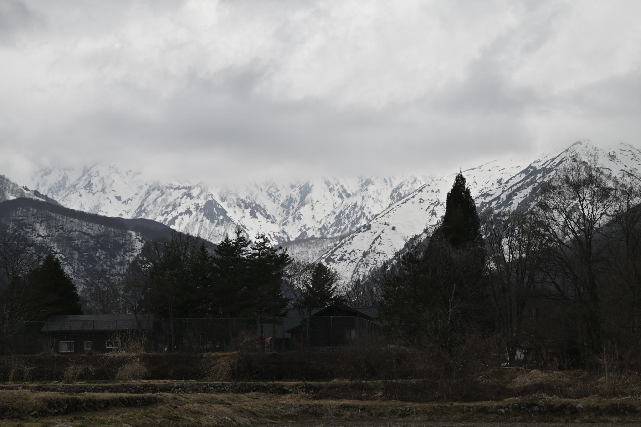 ☆山下康一 やましたこういち 紙に墨「常念岳」