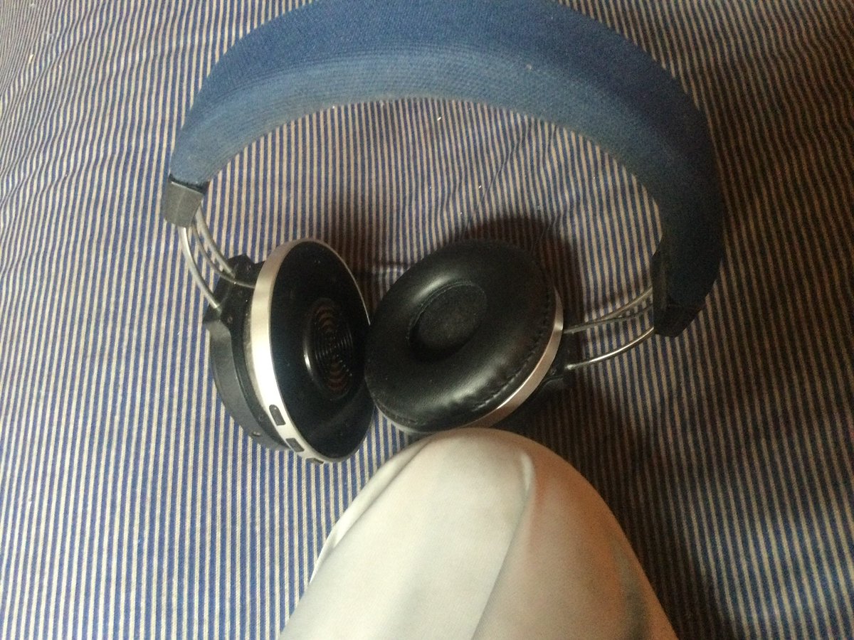 Luis45123364's tweet image. Espero ganar #MeriTrust obviamente lo estrenaría jugando fortnite con mi mejor amigo del mundo y si los necesito los míos ya están mas feos que lo peor que se puedan imaginar.