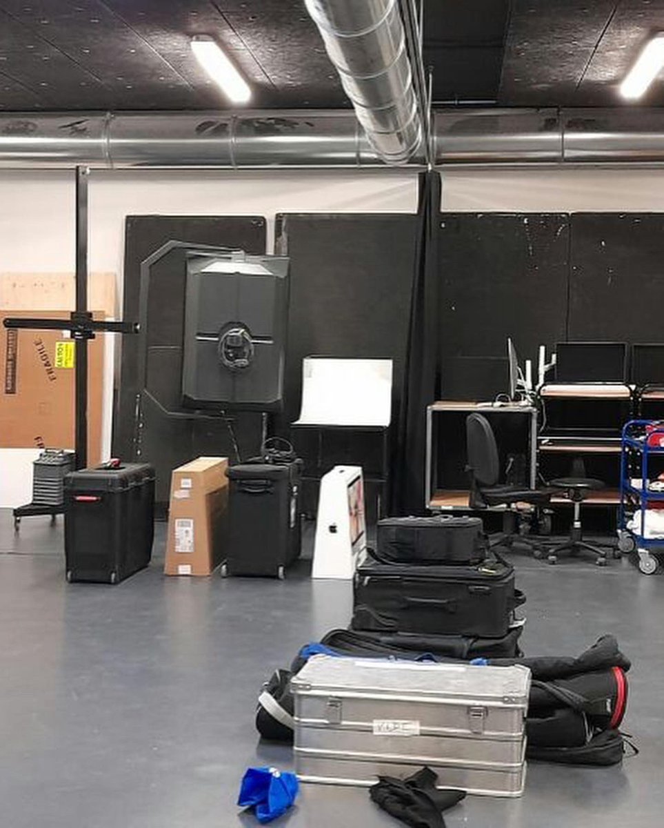 A profesora Blanca Piñeiro coñeceu a @ens_louislumiere, tanto os seus plans de estudo como os seus proxectos de investigación sobre o cinema, a través dunha bolsa #erasmus @sepie_gob @fpgalicia #erasmusplus