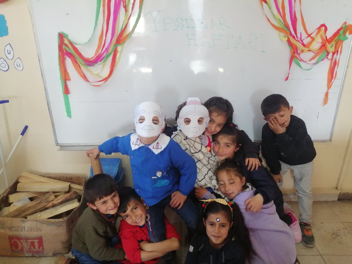 Yogurtcularilk's tweet photo. Bugünlerimizin Mimarı Olan Saygıdeğer Büyüklerimizin Yaşlılar Haftası Kutlu Olsun.
@Erzurum_Mem @ErbapE
@MemSenkaya https://t.co/zcvTDNuLpF