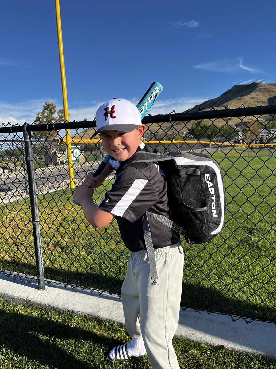 Sand0ps's tweet photo. It’s baseball season for this little stud again! https://t.co/CltVNlyuzO