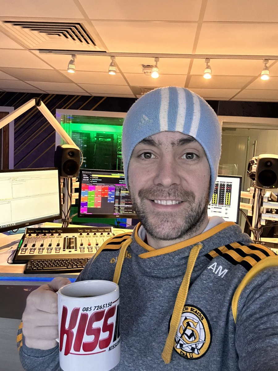 radiokerry's tweet photo. Good morning all. @Andrewradiodj live on Kerry's Full Breakfast right now. Question for ya, around 50% of people say this has happened to them, what is it? (Hint: think about the car) 

#Morning #Breakfast #RadioKerry #Kerry #Radio #Coffee #StudioPic #early #DJ #breakfastshow https://t.co/LbirTlvh94