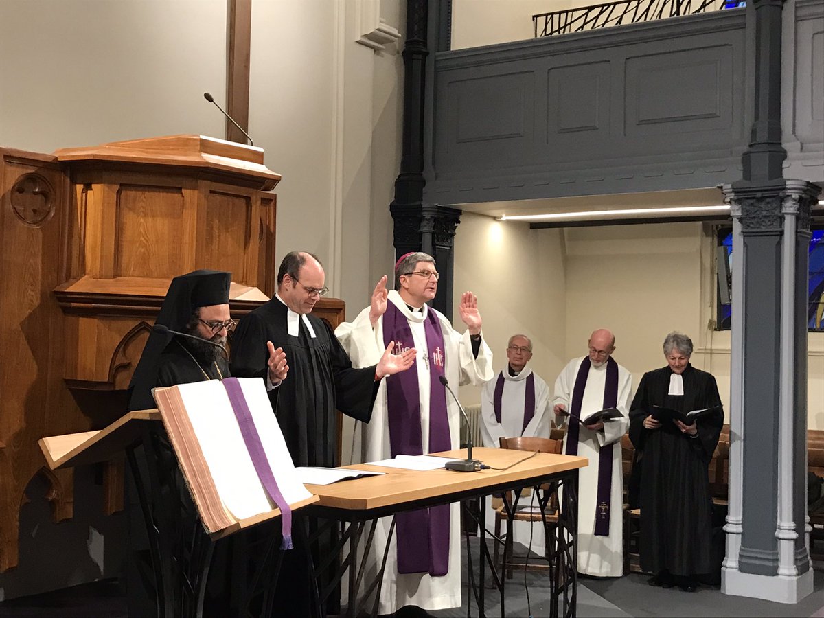 BaccuetC's tweet photo. Célébration #œcuménique hier au temple de la rue Madame #EPUdF @paroissepentlux #Paris, dans le cadre du colloque « Dialogue œcuménique et vie des Églises : les enjeux de la réception » #ISEO @iptheologie @UnivCathoParis @Orthodoxie_com @KatherineShirk @ChrKrieger @Mgr_EMB https://t.co/AqWMP70xUu