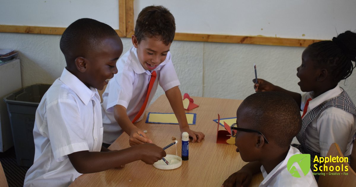 appletonschool's tweet photo. Our grade learners are had a blast creating their latest #artproject earlier this week! Our dedicated teachers encourage creativity and learning through play, providing a positive and interactive learning environment for our learners. Come join the fun! π #AppletonSchools #fun https://t.co/gHk6qppEAG
