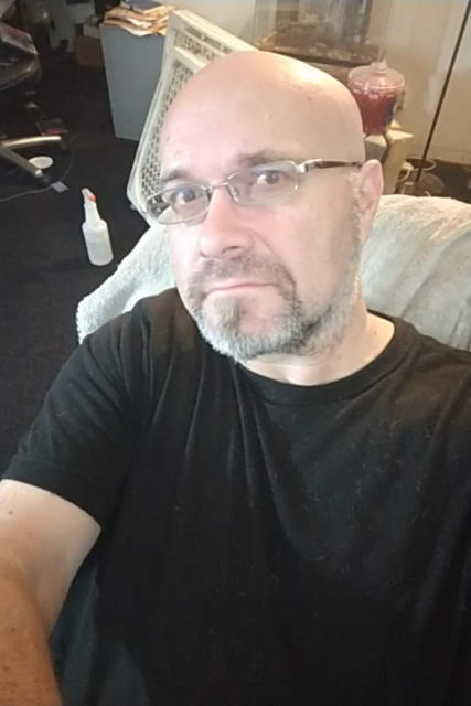 Me in 2018. I know do not adjust your monitor. I do look like this. lol https://t.co/VyIdzUsjIW