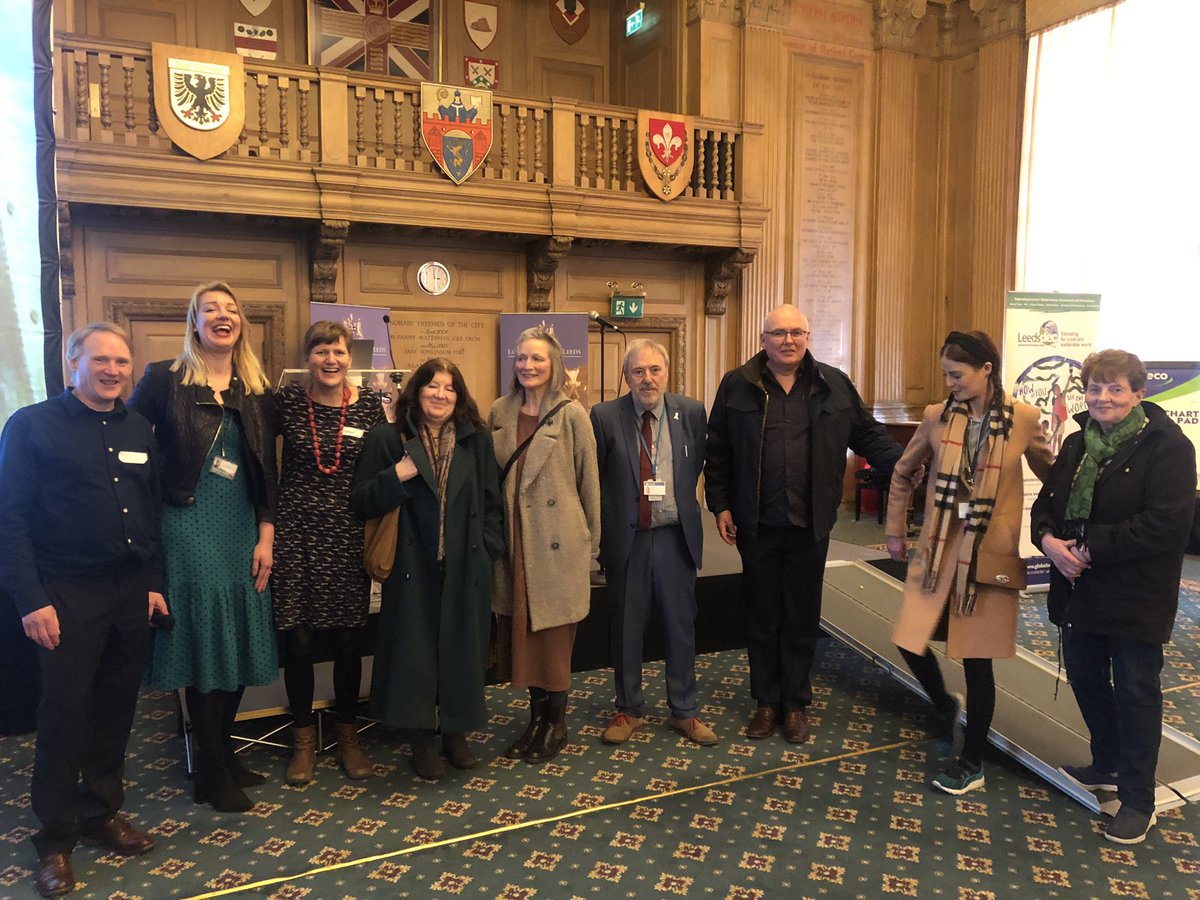 DECLeeds's tweet image. A HUGE thank you to our friends at @leedsirish for supporting our #intergenerational #friends event with #bunny ears and cake! You are very kind! #generosity @LCILeeds @BronaghDaly @Linking_Network @IntergenLinking @DunhillMedical @iwill_movement