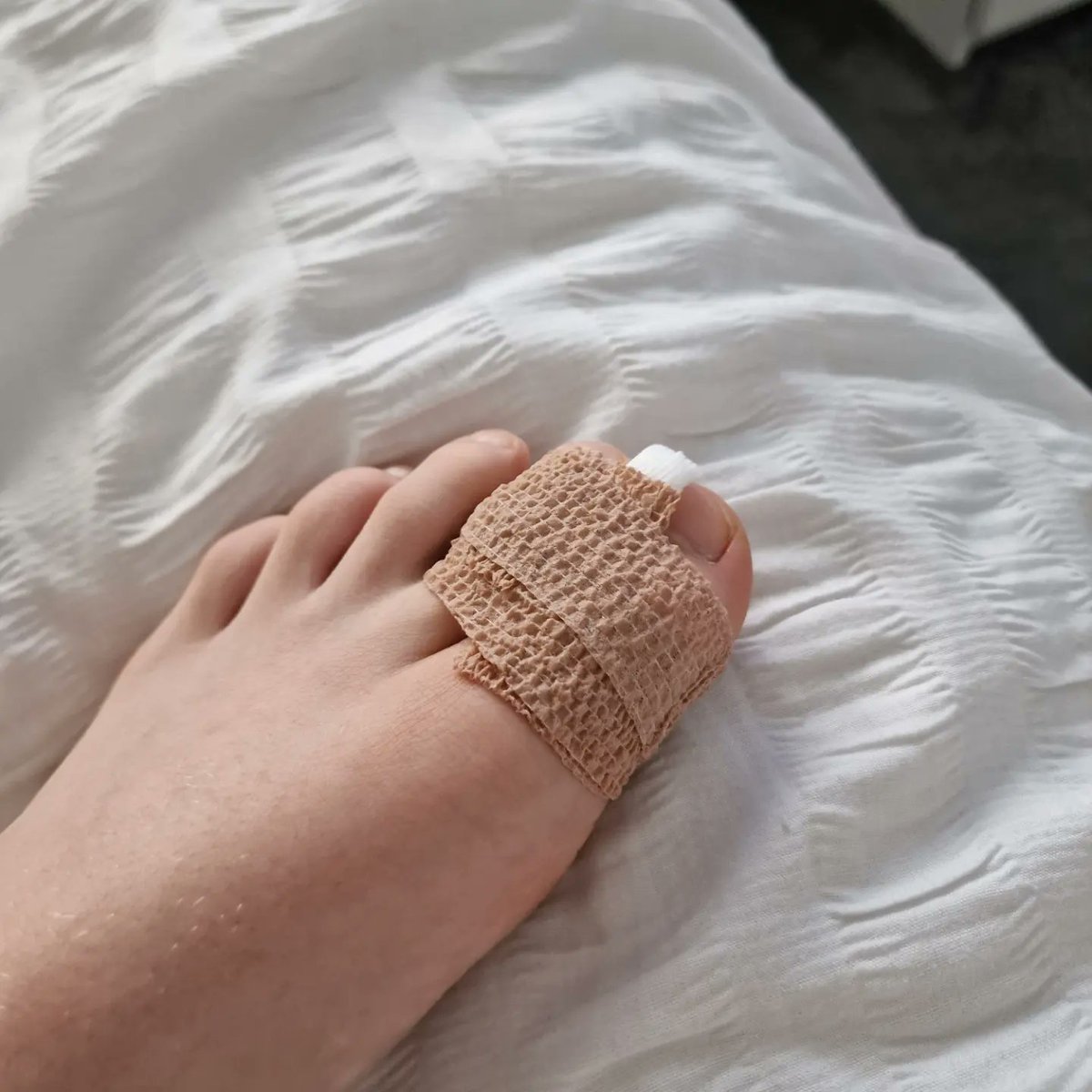 idewsbury's tweet image. Good Nutrition, Sleep, Recovery even more important now for healing.
#recoverytime 
#healing 
#jamiesonsjuicefactory 
#bristolroversacademy 
#newportanddistrictschools 
#footballer 
#seamoss 
#seamossbenefits 
#injury 
#brokentoe