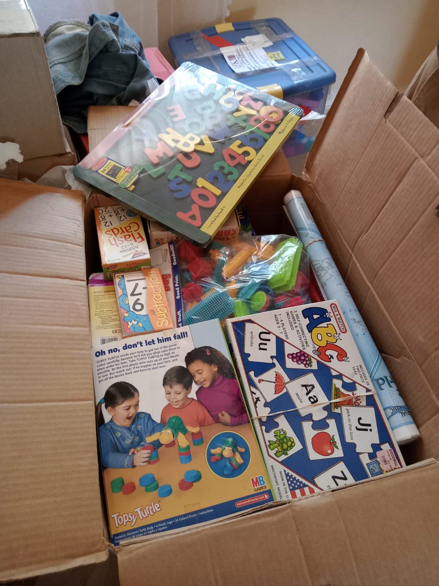 CMD_Africa1's tweet photo. We recently had some of our partners donating a myriad of books and teaching aids to support our #LittleTreeLibrary launch at Lokna Village in West Pokot.
@AmericanFriendsofKenya @intlbookproject @DarienBookAid, We truly appreciate your continuous support!
@Pollinationproj https://t.co/qd7jSQczqQ