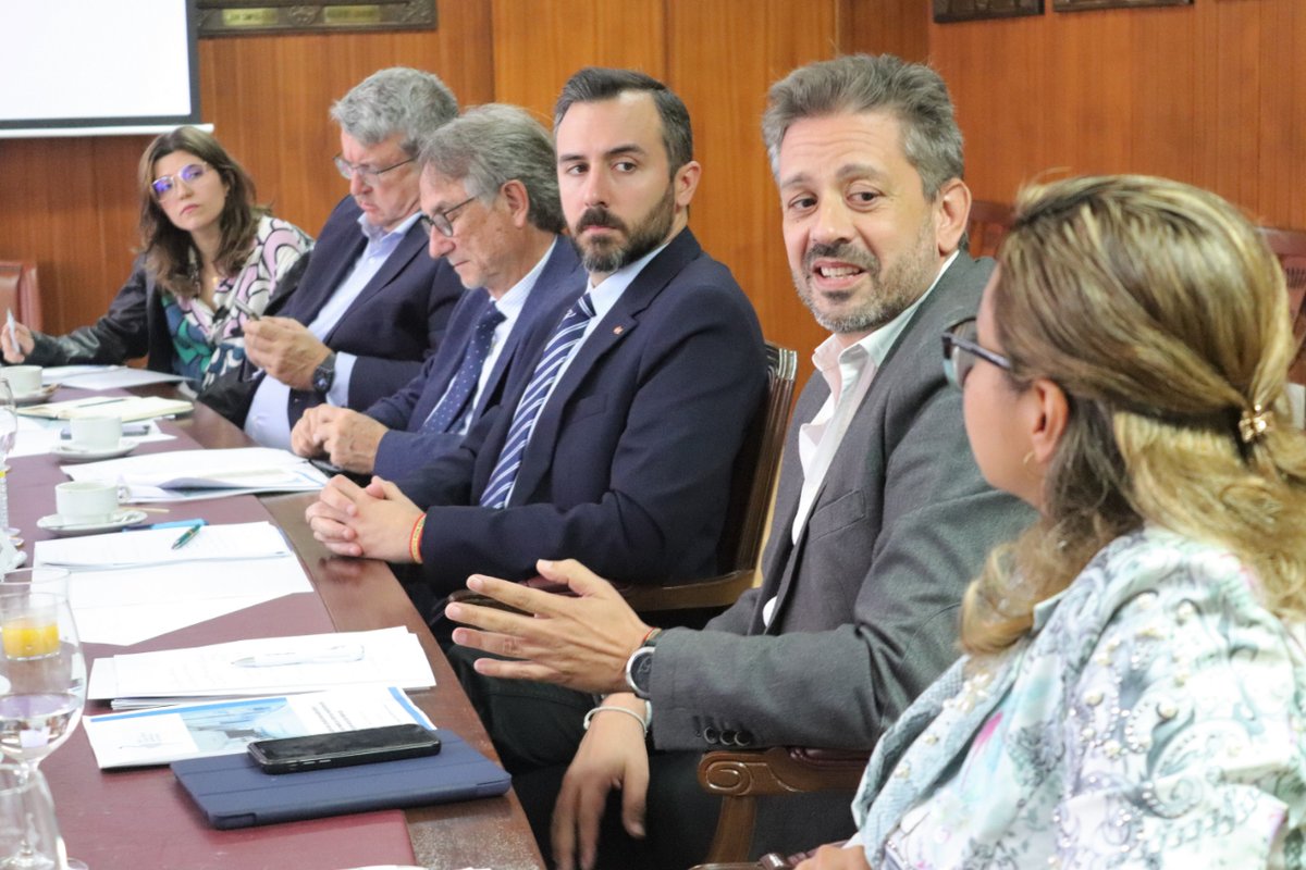 Colegio de Médicos de Valencia tweet media