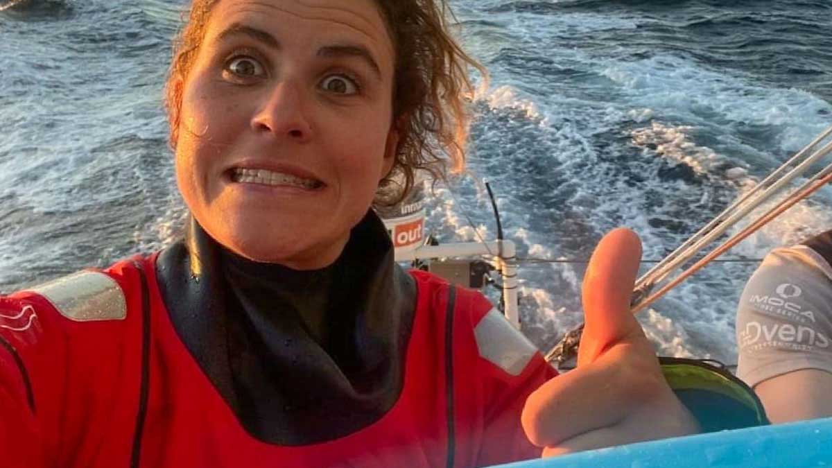 Float Magazin tweet media