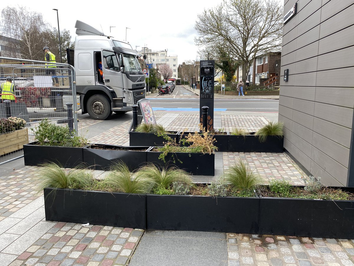 So now there are 3 rows of planters to negotiate when entering or exiting the @RamQuarter. Absolutely no thought given to the needs of mobility- or sight-impaired visitors. Shocking. @RNIB @PlanningShit @wandsworthnews @WandsworthTown