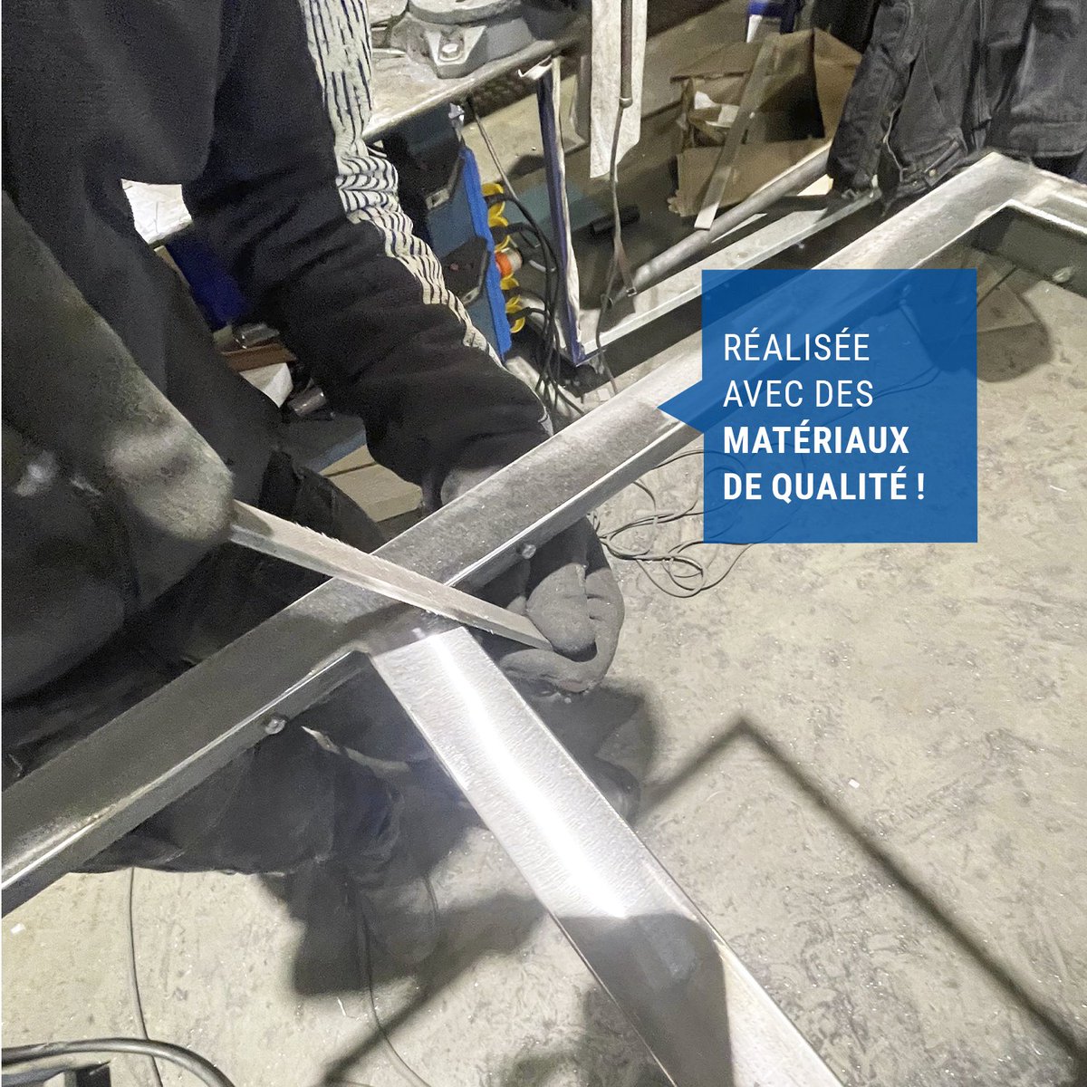 Rambault86110's tweet photo. ⛓ Nous sommes en train de donner vie à cette verrière sur mesure, qui sera non seulement fonctionnelle, mais également un élément de design unique pour l'espace intérieur de notre client. 

Nous sommes impatients de terminer la fabrication de cette verrière et de l’installer ! https://t.co/xZ7YvZMpuu