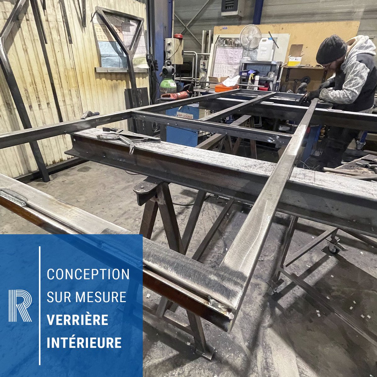 Rambault86110's tweet photo. ⛓ Nous sommes en train de donner vie à cette verrière sur mesure, qui sera non seulement fonctionnelle, mais également un élément de design unique pour l'espace intérieur de notre client. 

Nous sommes impatients de terminer la fabrication de cette verrière et de l’installer ! https://t.co/xZ7YvZMpuu