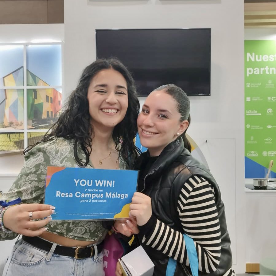 ComunidadResa's tweet photo. ¡Arrancamos segundo día en @FeriaAula! 🎉🙌
40 residencias en 21 ciudades y los programas de actividades y bienestar más completos, ¡ven a descubrir la #ResaLife! 💚
Pasa por nuestro stand, infórmate y participa en la ruleta de premios, ¡te esperamos hasta el domingo!
#Aula2023 https://t.co/8Vz9lmT0tB