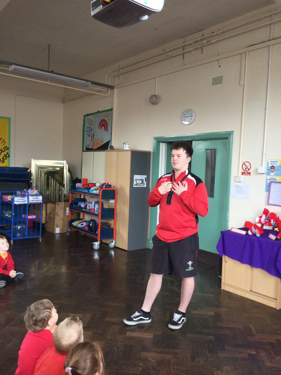HNSFishguard's tweet photo. We enjoyed listening to @foot_ryan , a past pupil, this morning and finding out about his rugby success with @WalesDeafRugby . #balch #success #hardwork https://t.co/DYtX7wvOAM