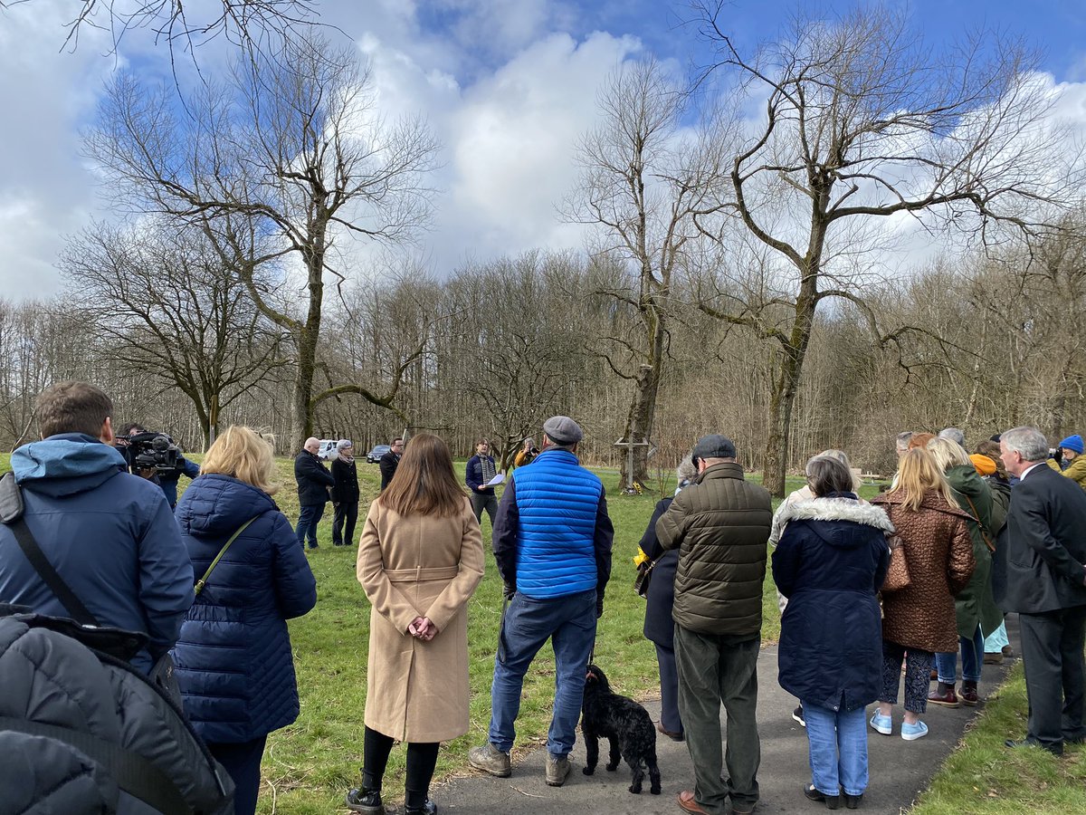 GlasgowStand's tweet photo. A minute silence took place at 12pm today at #pollockpark to remember the loved ones lost to Covid on the third anniversary of the Scottish lockdown. https://t.co/yAEspQC560