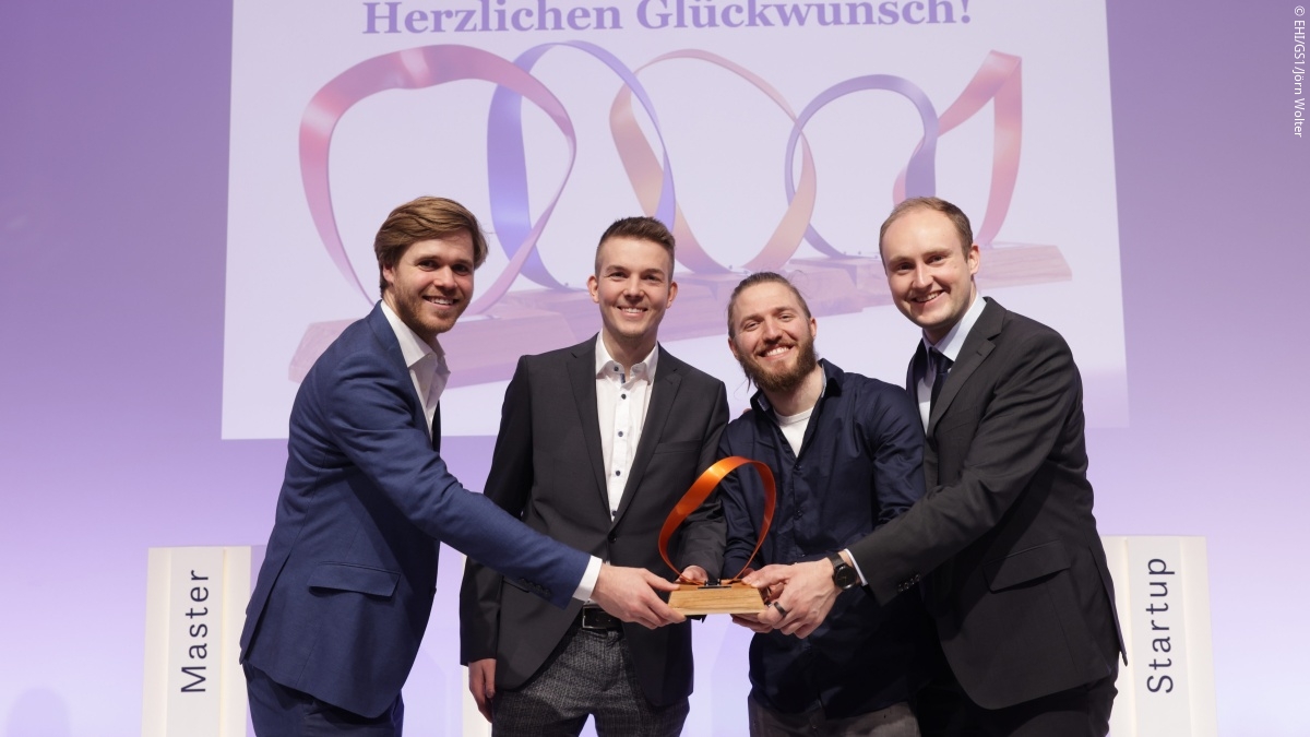 EuroShop (@euroshop) on Twitter photo 🏆 Im Rahmen der #EuroShop2023 hat die Stiftung des EHI Retail Institutes den #Wissenschaftspreis vergeben. Ausgezeichnet wurden Startups & Forscher für #Innovationen u. a. in den Bereichen #ContentMarketing & #Automatisierung.
➡️ Die Gewinner: sohub.io/ttyj
<a href="/ehi_org/">EHI-PR-Team</a> 🏆 Im Rahmen der #EuroShop2023 hat die Stiftung des EHI Retail Institutes den #Wissenschaftspreis vergeben. Ausgezeichnet wurden Startups & Forscher für #Innovationen u. a. in den Bereichen #ContentMarketing & #Automatisierung.
➡️ Die Gewinner: sohub.io/ttyj
<a href="/ehi_org/">EHI-PR-Team</a>