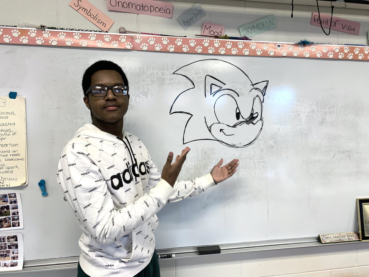 MrsSilveira's tweet photo. Thanks, Ritch, for today’s art lesson! #studenttaughtlessons #sonic @Taunton_Schools @TauntonHS https://t.co/MsxToydMZ0