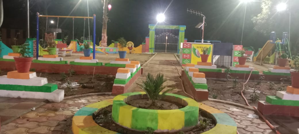 ZP_NABARANGPUR's tweet photo. Construction of Rural Haat at Dhodipani GP and Rural park in Chandahandi block under MGNREGA.
@IPR_Odisha @PRDeptOdisha @DMnabarangpur https://t.co/LyfZSgiY8o
