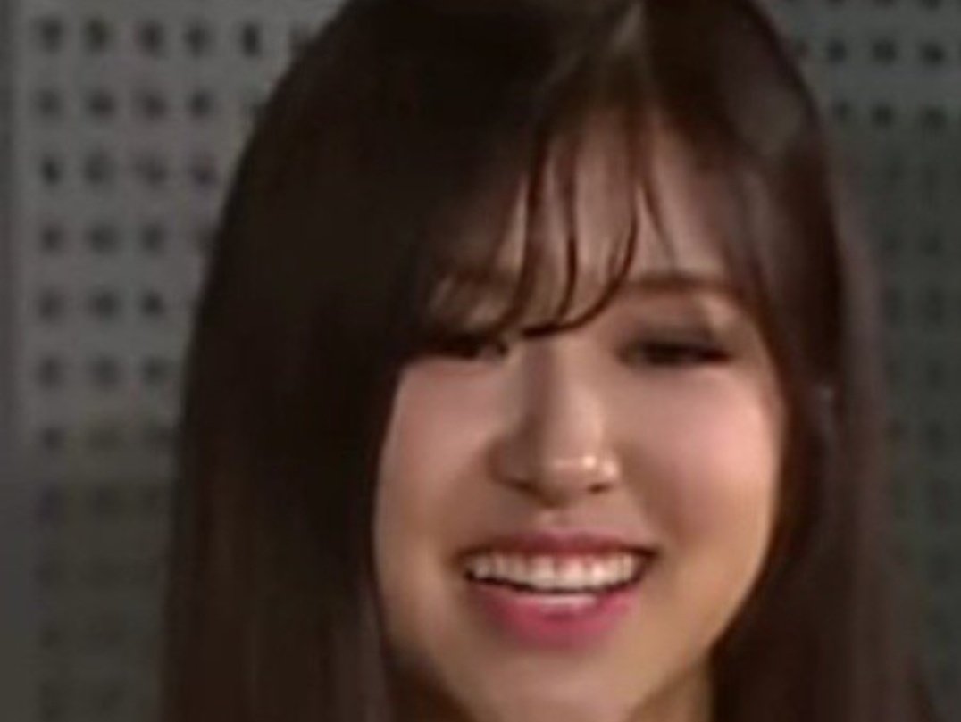 chalyalya's tweet photo. scandal with jeremy erlich and now doing controversy ? we all know rosé flop but her way to become famous is trash
Rosé please tell your father why he no longer svcks up to the company so you can be famous
https://t.co/jx5RSfYmpC https://t.co/kcksLNeIKi