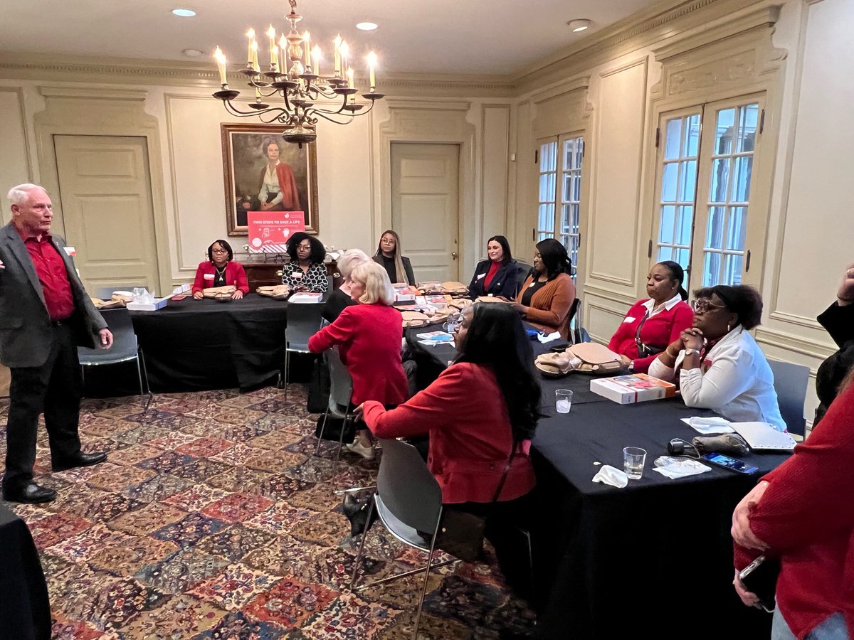 MJMcConner's tweet photo. The @AHATennessee Mid-South #WomenOfImpact gathered on March 21 to learn Hands-Only CPR. ❤️ 

If you are interested in learning CPR, visit https://t.co/L9SYyLUFNH for resources!

Our hands can do so many things, the most important of which may be saving someone’s life. #MemGoRed https://t.co/7Hp6UHTyow