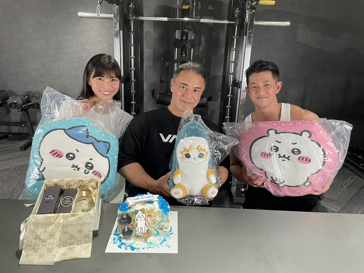 YouTube LIVEありがとうございました！

そして山本先生、お誕生日おめでとうございます🎊

第1回VALXプロテイン総選挙の結果が気になる方は、
こちらのアーカイブでご覧ください！
▼総選挙の結果発表はこちら▼
youtube.com/live/GqUkLtJJc…

<a href="/claymoreberserk/">Yoshinori Yamamoto</a> 
@Takesako_VALX 
<a href="/sakiyoga1206/">さきヨガ|90秒ほぐしストレッチ</a>