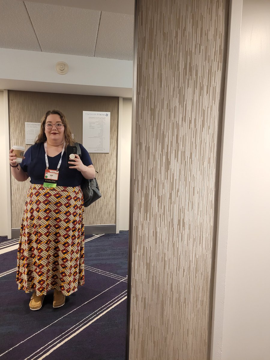 Good morning, #ACESEvolve! #edibuddies, come say hi. I'll be the one in the book-themed skirt from @SvahaUSA.