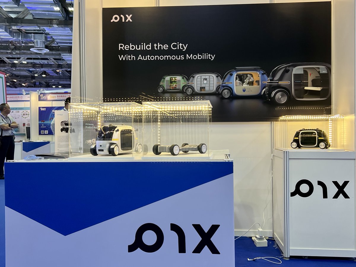 thepixmoving's tweet photo. #PIXMoving at Singapore Chinese Chamber of Commerce &amp; Industry: China's Machinery &amp; Electronics Show in Singapore 2023. Having the opportunity to introduce Singapore to our #MovingSpace and chassis is an excellent experience for us, especially having Mr Yang visit our booth. https://t.co/YtxJ0jCX1Y