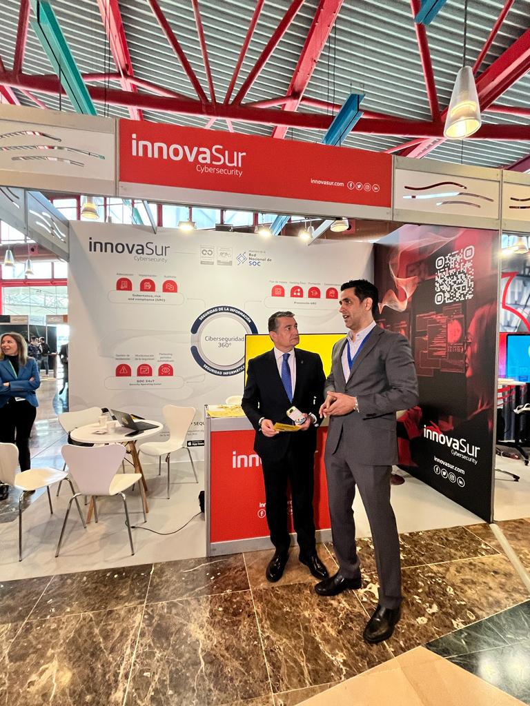 Innovasur's tweet photo. 📆 📌II Congreso de Ciberseguridad de Andalucía en #Málaga.
ℹ️✔️Ayer, @antoniosanz, Consejero de @InteriorJunta de la @AndaluciaJunta, visitaba el stand de #Innovasur para conocer nuestros proyectos.
¡Os esperamos en el stand número 30!
#CiberseguridadAND https://t.co/r6qJM2MHKq