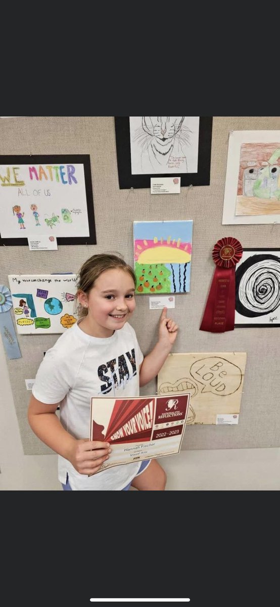 These 3 Star Leaders were honored at the NISD PTA Reflections reception yesterday.  Their visual arts paintings advanced to the district level.  Izzy-3rd place and Lillian - Honorable Mention. 
Theme: Show Your Voice #7hilleads