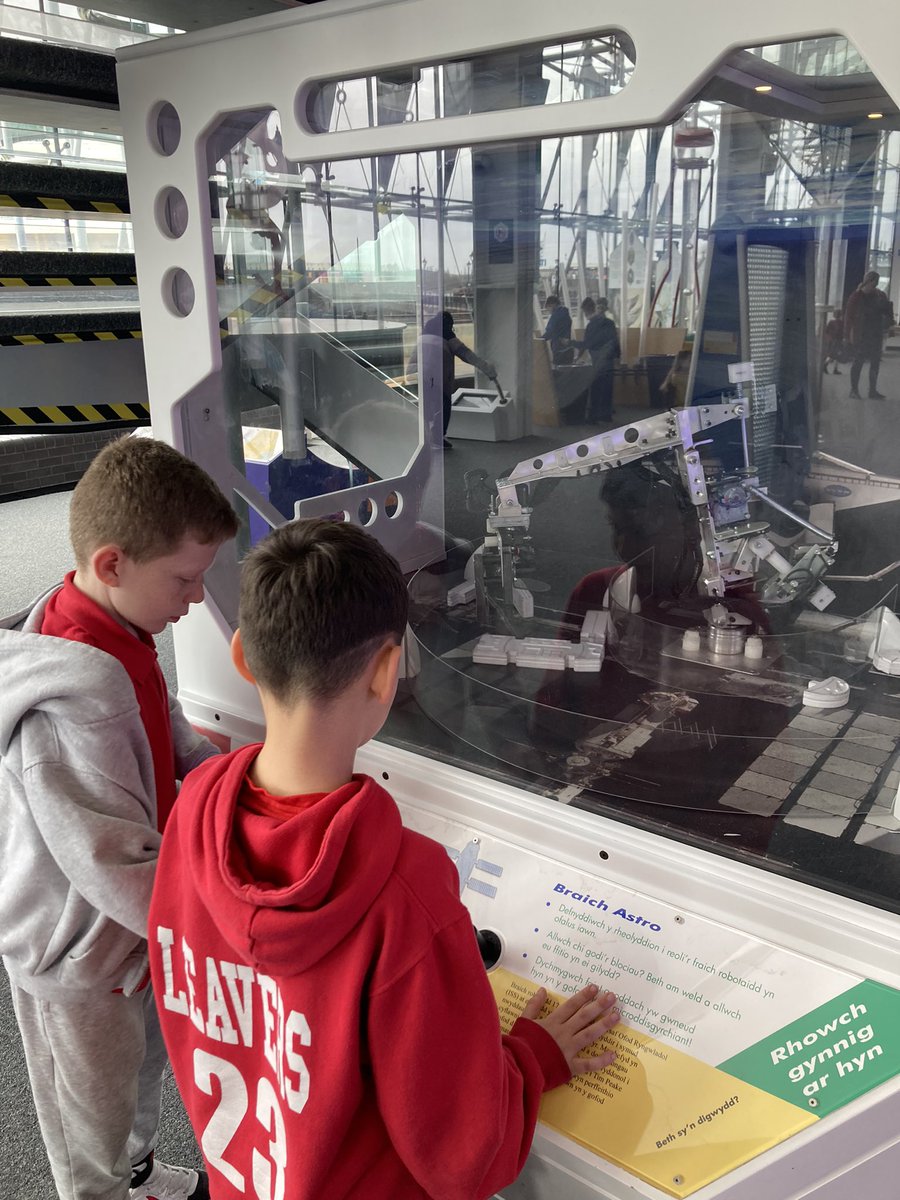 DanygraigP's tweet photo. Lots of fun problem solving going on @Techniquest and watch out Iโm for the dinosaurs!!! ๐ค๐ฆ๐ฎ #DYGPSCITECH https://t.co/WFqhIhTl7D